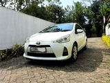 Rent a Car- Toyota Aqua 2015