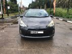 Rent a car - Toyota Aqua