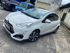 Rent a Car Toyota Aqua