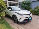 Rent a Car - Toyota CHR 2016
