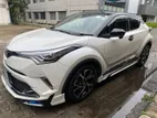 Rent a Car - Toyota CHR