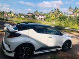 Rent a Car Toyota CHR