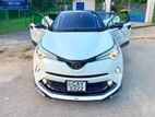 Rent a Car- Toyota Chr