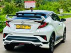 Rent a Car Toyota CHR