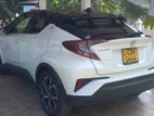 Rent a Car-Toyota CHR