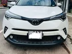 Rent a car Toyota CHR