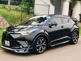 Rent a car Toyota CHR