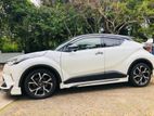 Rent a car Toyota CHR