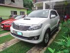 Rent a car - Toyota Fortuner 2016