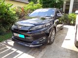 Rent a Car - Toyota Harrier 2016