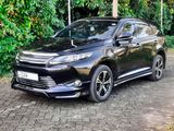 Rent a Car Toyota Harrier