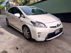 Rent a Car - Toyota Hybrid Prius