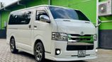 Rent a Car - Toyota KDH
