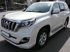 Rent a Car Toyota Land Cruiser Prado