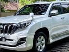 Rent a Car Toyota Land Cruiser Prado