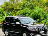 Rent a Car Toyota Land Cruiser Prado