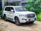 Rent a Car - Toyota Land Cruiser Sahara V8