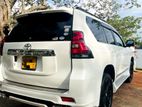 Rent A Car - Toyota Prado 150