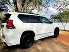 Rent A CAr - Toyota Prado 150