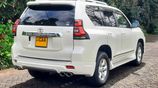 Rent a Car - Toyota Prado 150