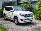 Rent A Car Toyota Prado