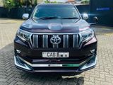 Rent a Car Toyota prado