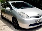 Rent a Car - Toyota Prius 2 Gen