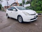 Rent A Car - Toyota Prius 2nd Gen (Hybrid).