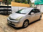 Rent A Car - Toyota Prius 2nd Gen (Hybrid).