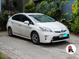 Rent A Car Toyota Prius 3RD