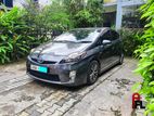 Rent a Car - Toyota Prius 3rd Gen 2012