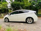 Rent A Car - Toyota Prius 3RD GEN