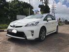 Rent A Car - Toyota Prius 3rd Gen