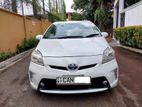 Rent A Car - Toyota Prius 3RD Gen