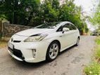 Rent A Car - Toyota Prius 3RD Gen