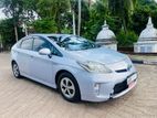 Rent a Car-Toyota Prius 3rd Gen