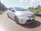 Rent a Car - Toyota Prius 3rd Gen