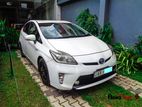 Rent a car - Toyota prius 3rd Gen