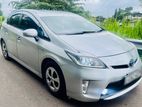 Rent a Car - Toyota Prius 3rd Gen Hybrid