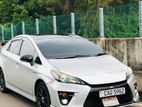 Rent a Car Toyota Prius