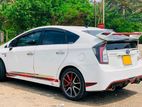 Rent a Car Toyota Prius Gs