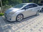 Rent a Car - Toyota Prius S Touring