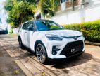 Rent a Car - Toyota Raize 2025
