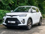 Rent a Car Toyota Raize (2025)