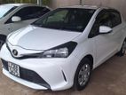 RENT A CAR TOYOTA VITZ