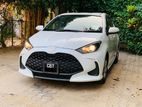 Rent a Car - Toyota Yaris 2024