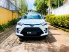 Rent a cat - TOYOTA RAIZE 2025 (SUV)