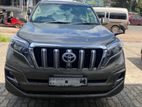 Rent a Land Cruiser 150 Prado