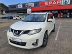 Rent a Suv - Nissan X Trail Hybrid
