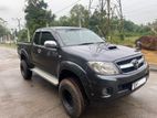 Rent For Toyota Hilux Doble Cab (4WD)